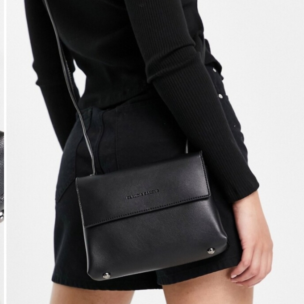 Claudia Canova Black Crossbody Bag